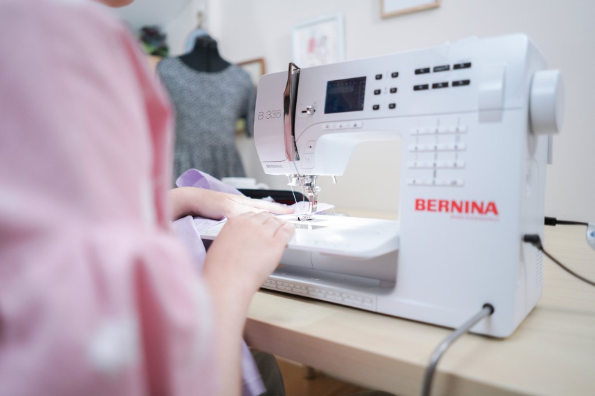 Shopty Macchina per cucire Bernina 335 Moda