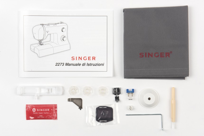 Shopty Macchina per cucire Singer 2273 Italy