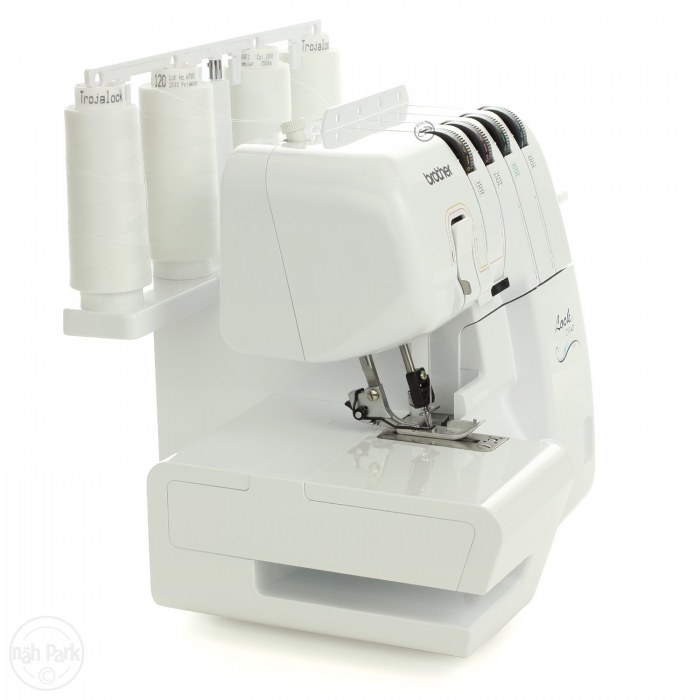 Shopty Tagliacuci Brother 2104D Convenienza