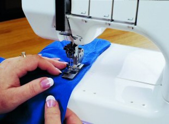 Shopty Macchina punto copertura Janome 900CPX Offerta