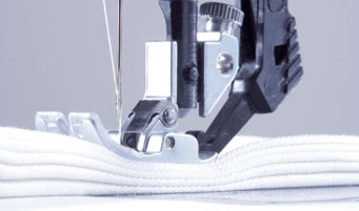 Shopty Macchina per cucire Pfaff Select 4.2 Online