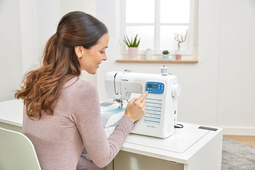 Shopty Macchina per cucire DX70SE Sottocosto